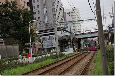 京成電鉄とクロス